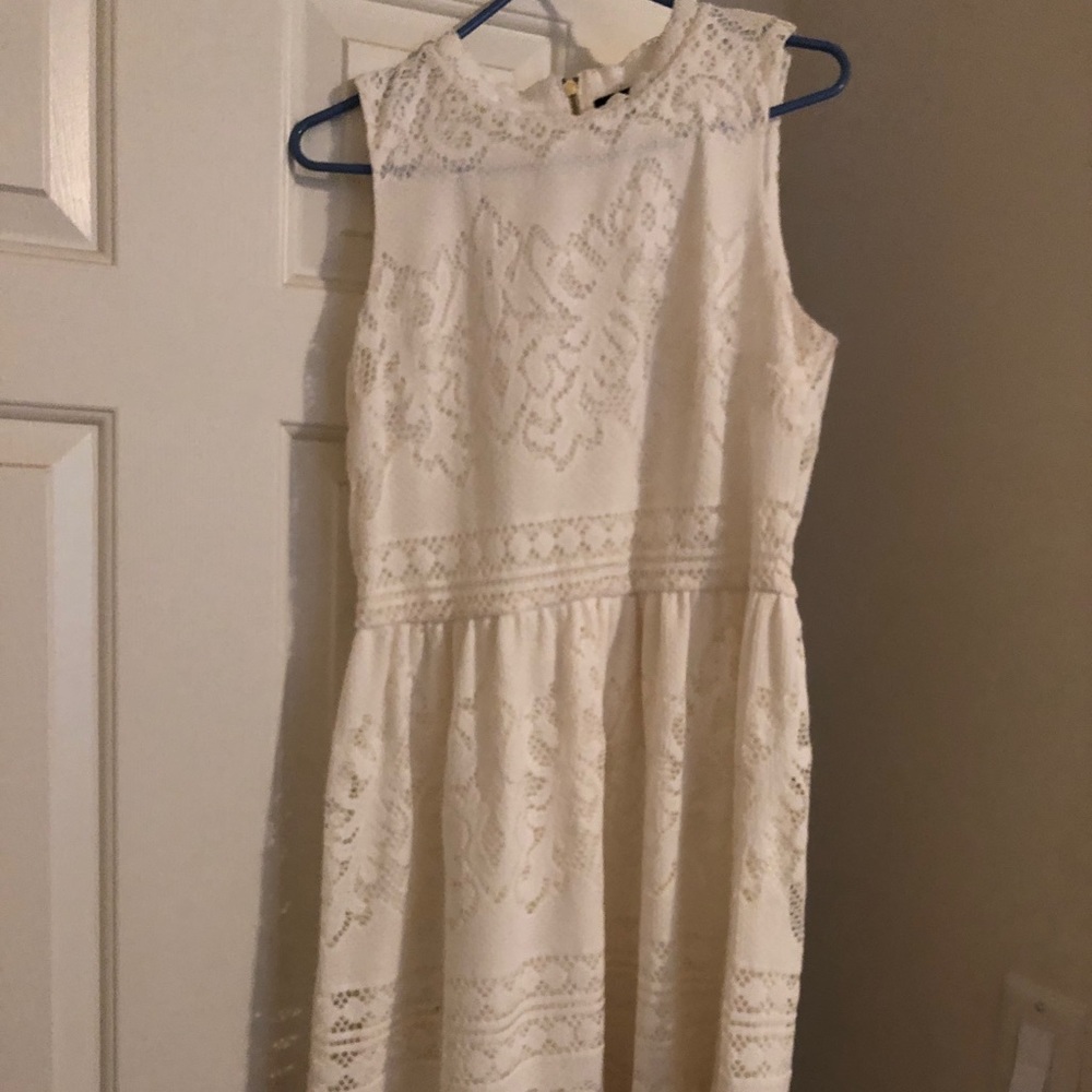 H and M White Mock Neck Lace Dress